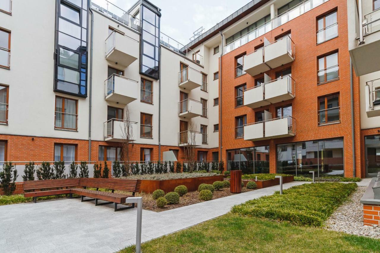 Apartments Harmonica Trynitarska By Noclegi Renters Красков Екстериор снимка